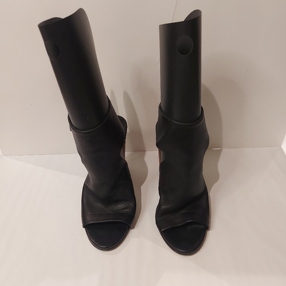 ❣️Ladies Vince high heel sandals size 7 (#439) - Picture 5 of 8